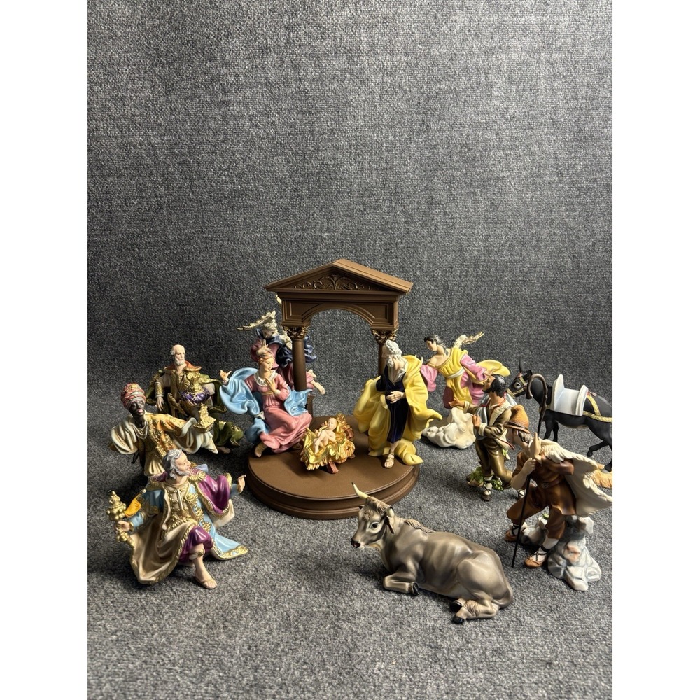 Vintage 1982 Franklin Mint The Vatican Nativity Set Large Set Christmas